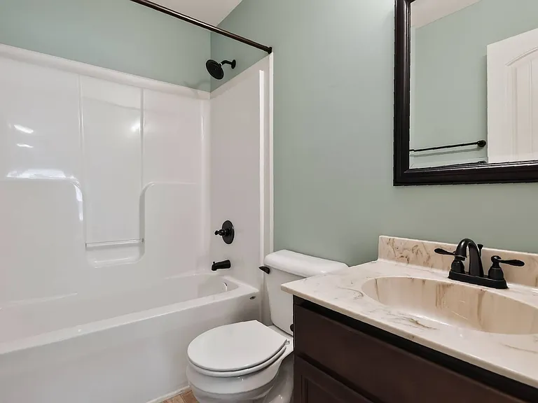 1004 Dwight Eisenhower Way — Photo 15