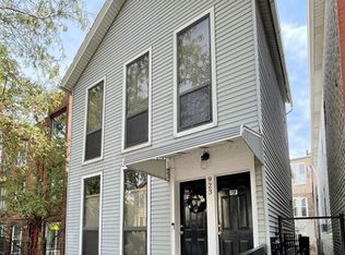 (Undisclosed Address), Chicago, IL 60607