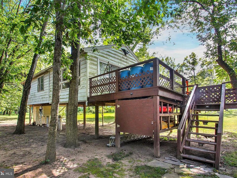 10th image of this home