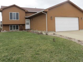 3909 S Klein Ave, Sioux Falls, SD 57106