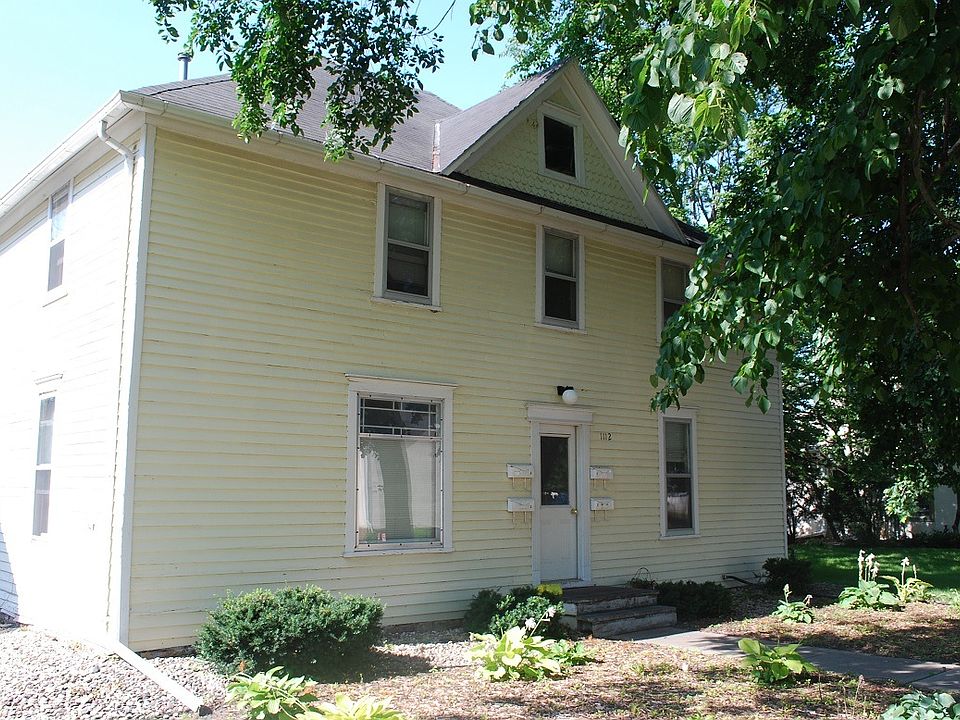 2nd image of 1112 6th St APT 1