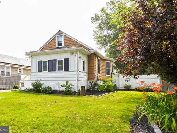 8124 Stow Rd, Pennsauken, NJ 08110