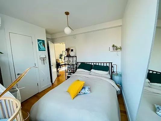 3rd image of 169 Graham Ave #403B
