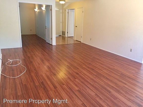 4th image of 17368 Francisco Dr