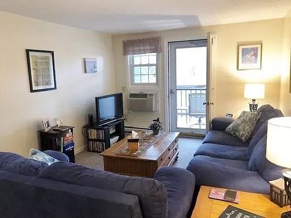 5th image of 189 Heritage Dr