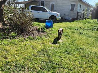 10 McNeill McHenry Rd, Poplarville, MS 39470