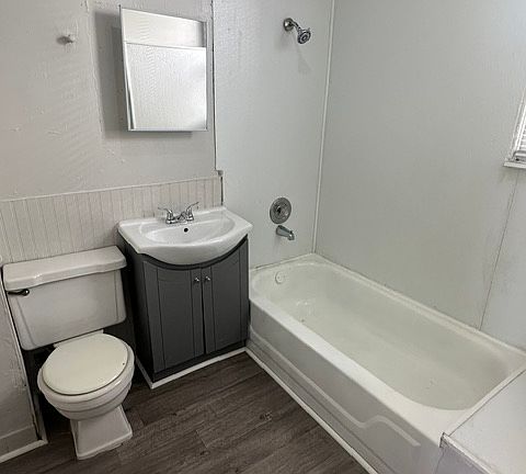 5th image of 2832 N 16th St