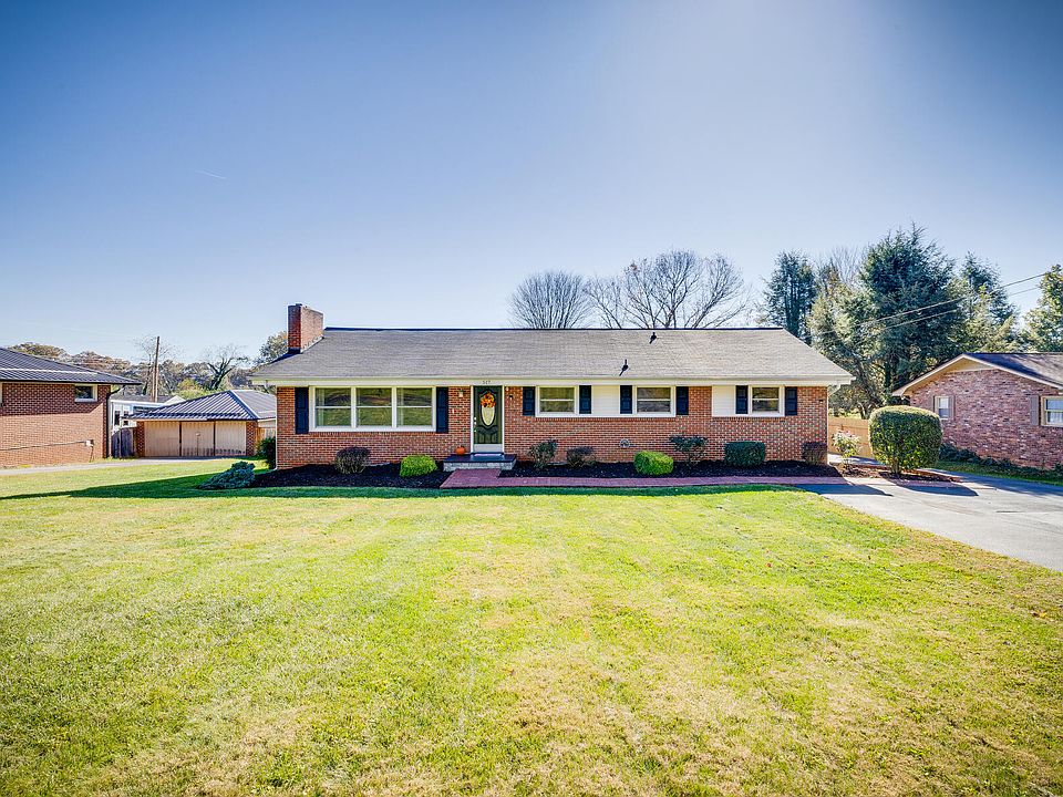 1st image of 517 Fernwood Dr