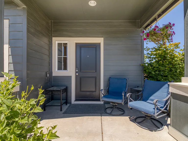 20538 SE Cameron Ave — Photo 4