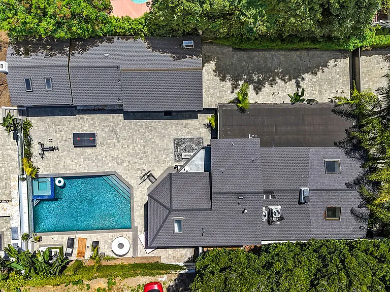 1750 N Beverly Glen Blvd — Photo 38