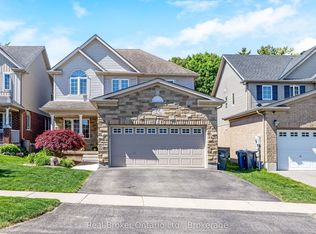 22 Atto Dr, Guelph, ON N1E 0E4