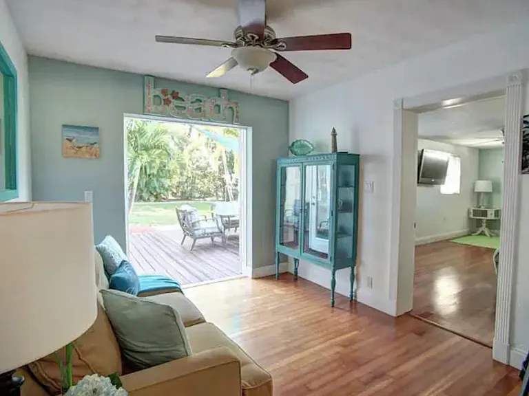 7609 Senrab Dr — Photo 17