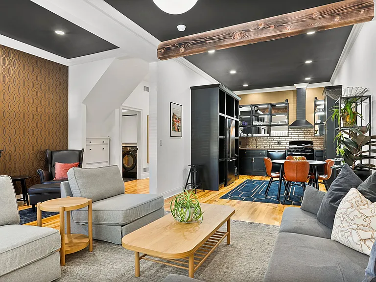 1331 E Dayton St #1 — Photo 14
