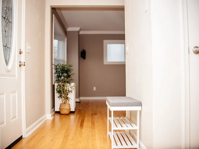 1449 Jill Dr — Photo 4