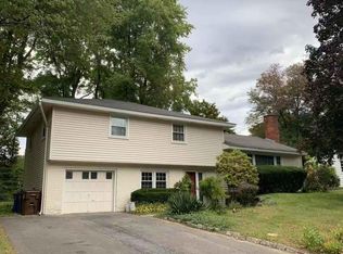 79 Devon Rd, Delmar, NY 12054