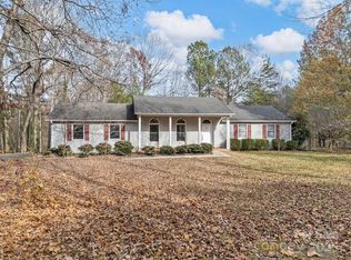 383 Woody Cir, Tryon, NC 28782