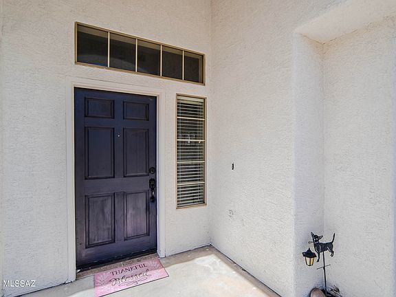 4th image of 226 S Eastern Dawn Ave