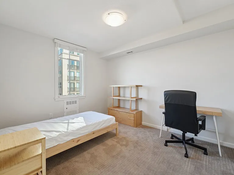 Addison Arts Apartments — Photo 119