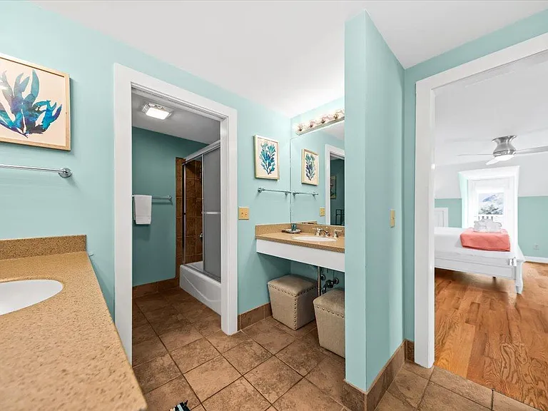 2714 Bayonne St — Photo 18