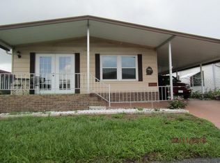 4240 Cedarwood St, Winter Haven, FL 33880