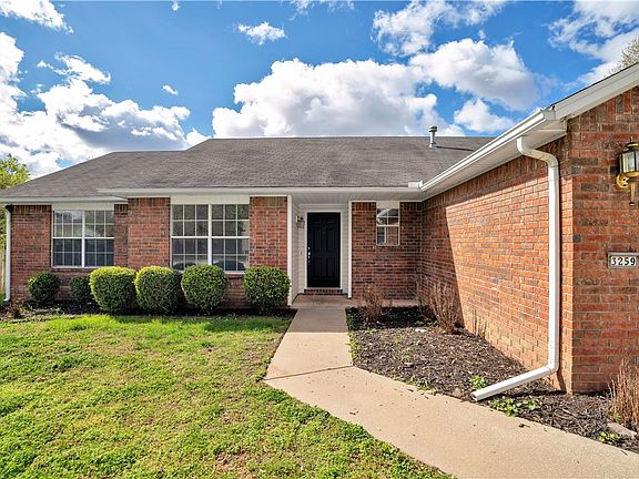 3rd image of 3259 W Barite Dr