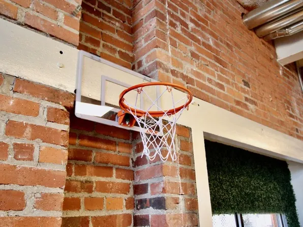 Art Space, 201 Wyandotte St Suite 105, Kansas City, MO 64105