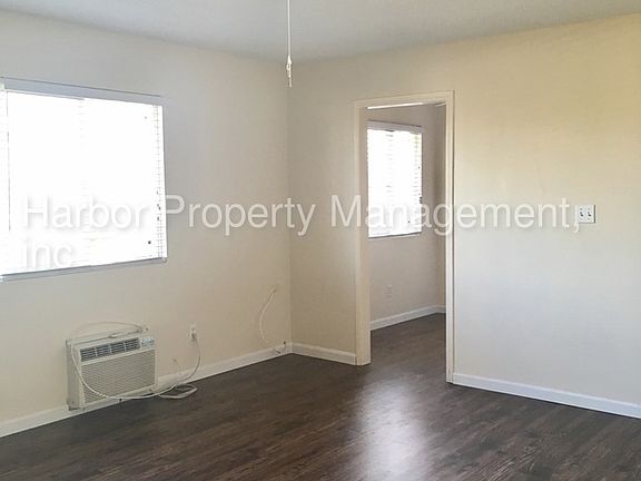 2nd image of 216 N Western Ave