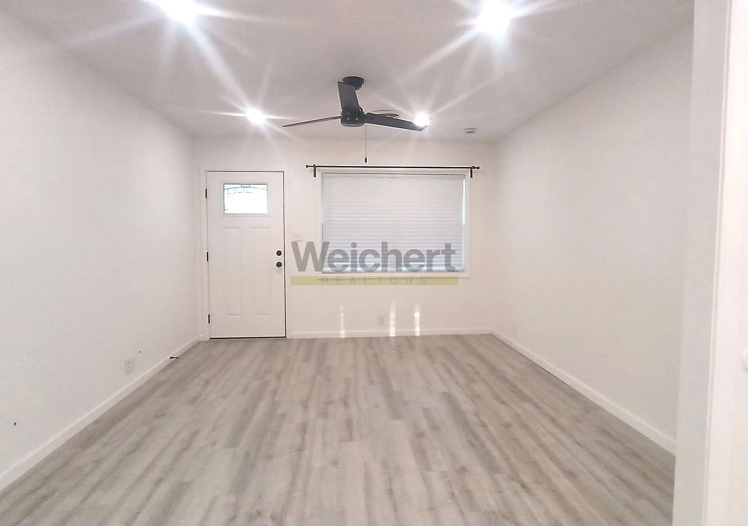 1406 Kimberly — Photo 4