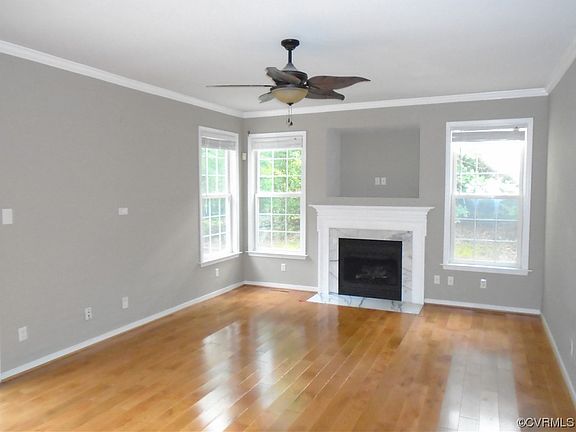 3rd image of 9719 Gregorys Charter Dr