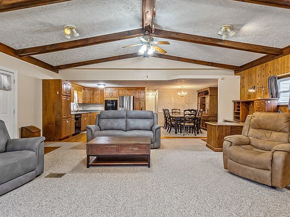 3rd image of 773 Mount View Rd