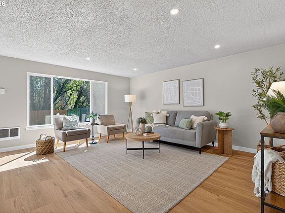 4th image of 5820 SW 187th Pl