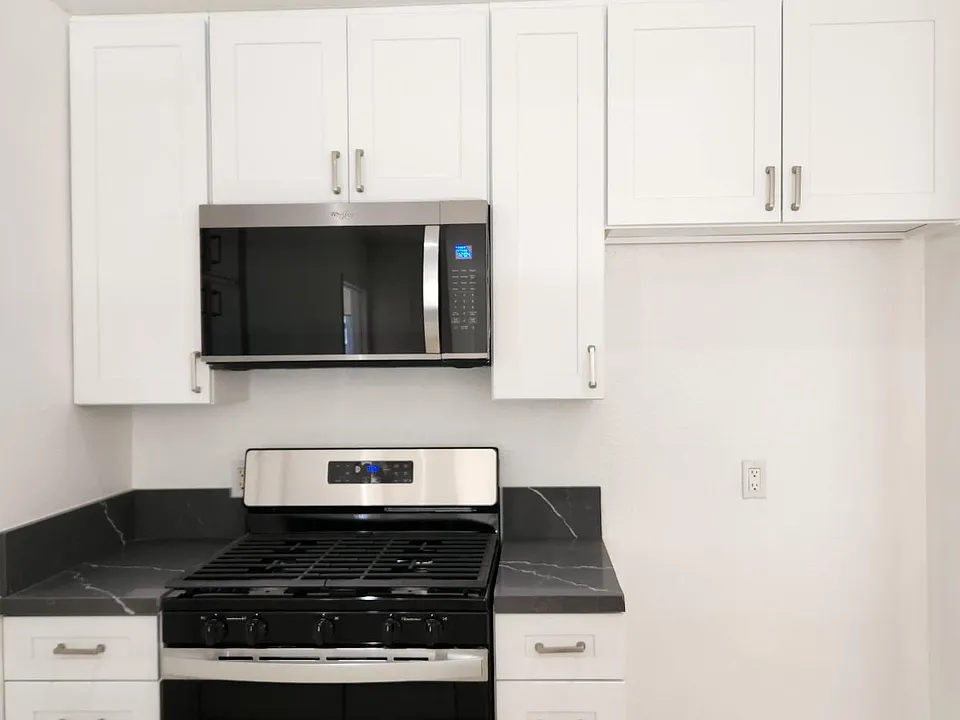 Brand new appliances and fully remodeled kitchen