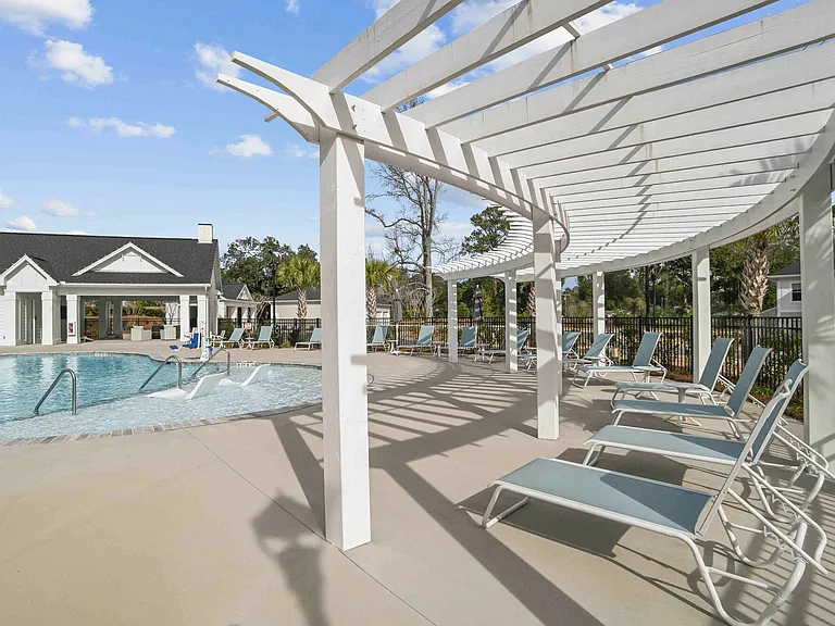 Beaumont Oaks at Porters Neck Apartments & Townhomes — Photo 44