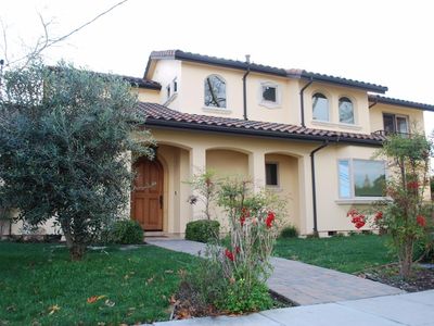 2950 Ramona St, Palo Alto, CA, 94306