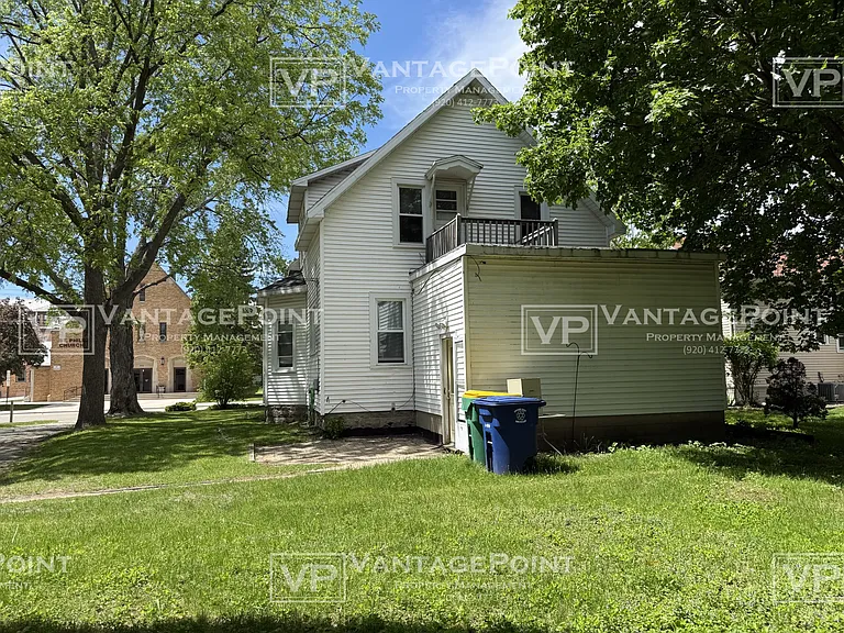 311 Victoria St — Photo 16