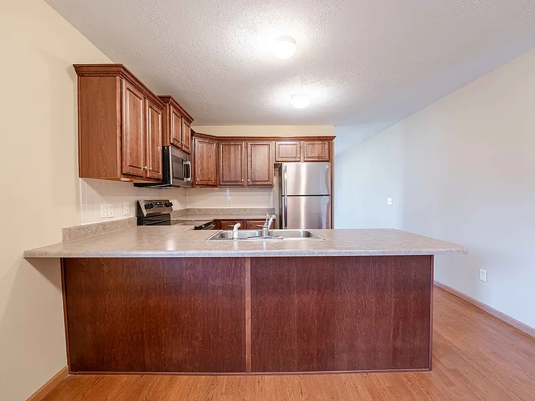 Oakwood Heights Townhomes — Photo 101