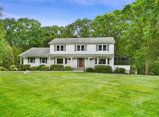 7 Elide Rd, Katonah, NY 10536