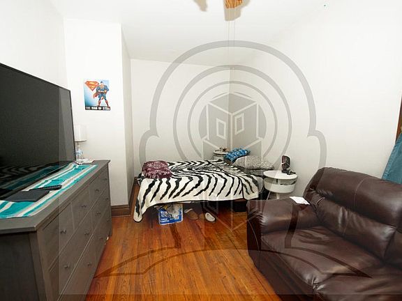 5th image of 5051 W Berenice Ave #2