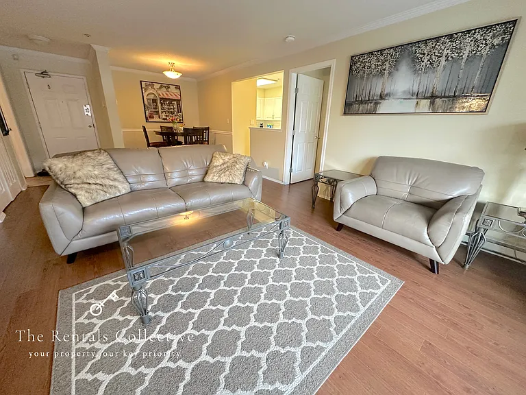 223 Mountain Hwy #203 — Photo 4