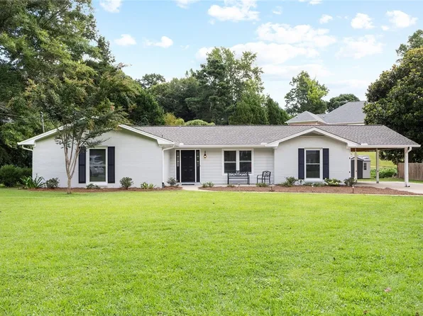 111 Carter St, Auburn, AL 36830