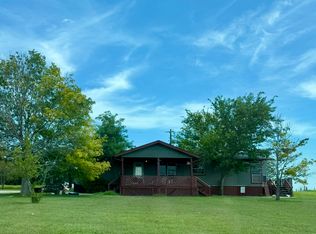 81 Roots Rd, Martindale, TX 78655