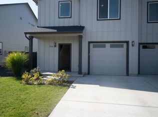 2422 Leonard Ln, Lebanon, OR 97355