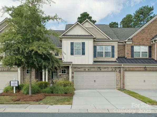 3161 Hartson Pointe Dr, Indian Land, SC 29707