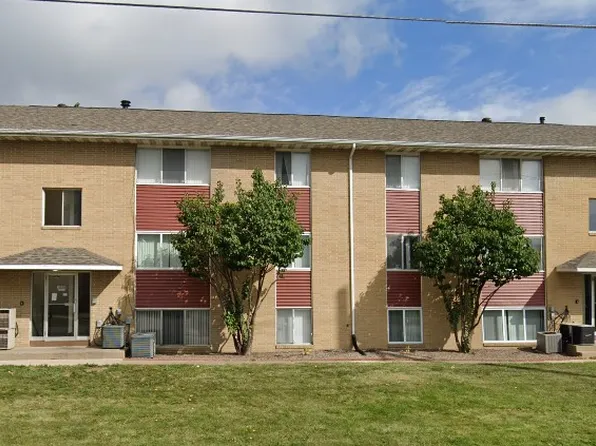 1030 Twixt Town Rd #5, Marion, IA 52302