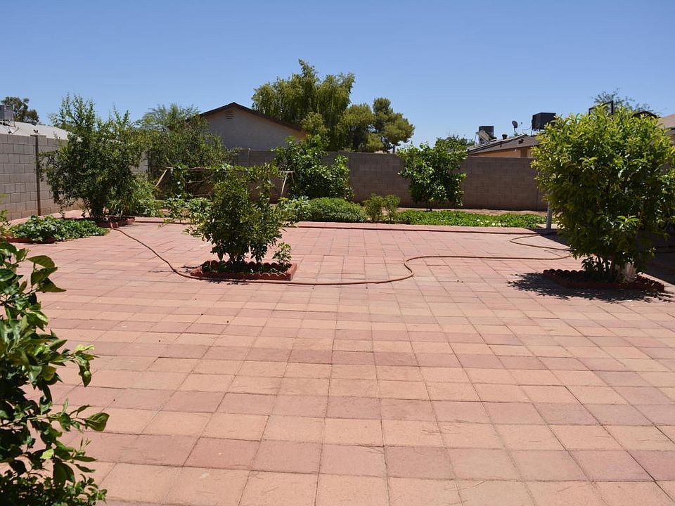 1st image of 6822 W San Miguel Ave