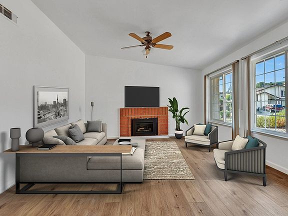 2nd image of 10 Parkhaven Drive