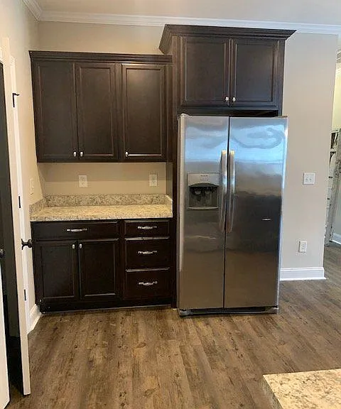 2221 Brookville Dr #B — Photo 8