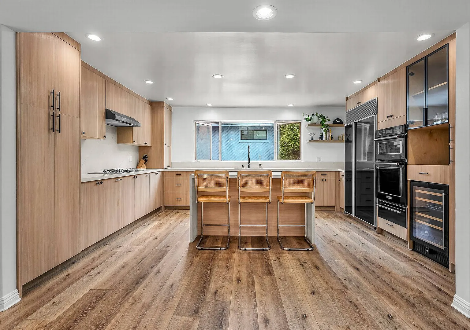 Coastal Luxury Stay | Marina del Rey Home — Photo 1