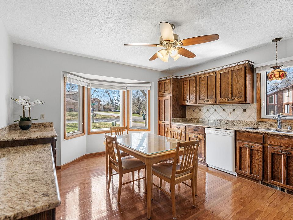 12269 Sycamore St NW, Coon Rapids, MN 55448 | Zillow