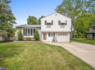 302 Roosevelt Dr, Cherry Hill, NJ 08002